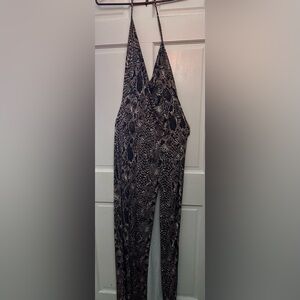 Backless dress with slit